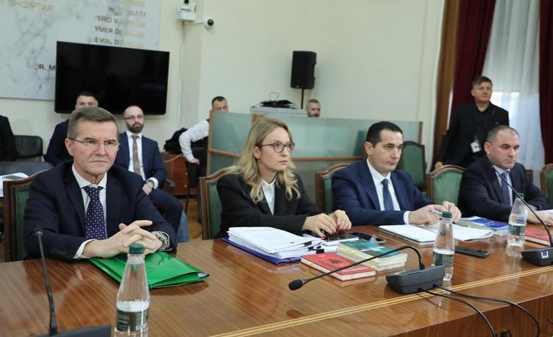 Përfundon mbledhja e Këshillit të Mandateve për Ballukun, PS: Mjafton masa e pezullimit